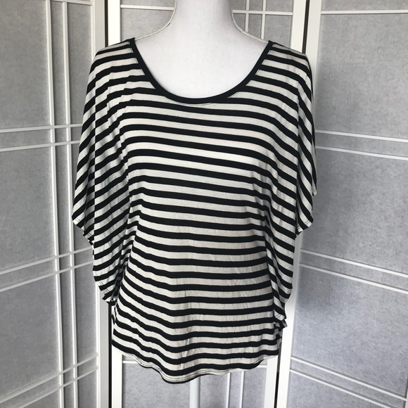 NWOT 🌟 2 For 1 H&M Tops - Picture 5 of 8